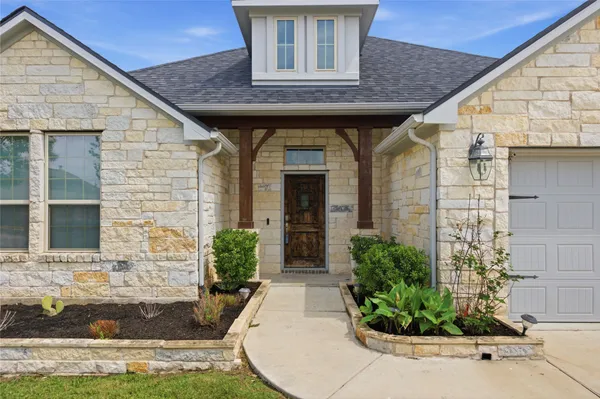 $2,500 | 20213 Arctic Loon Pass, Pflugerville, TX 78660