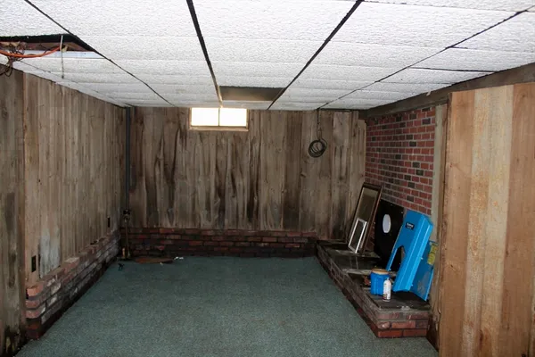 $349,900 | 87 Bellevue Drive East, Athol, MA 01331