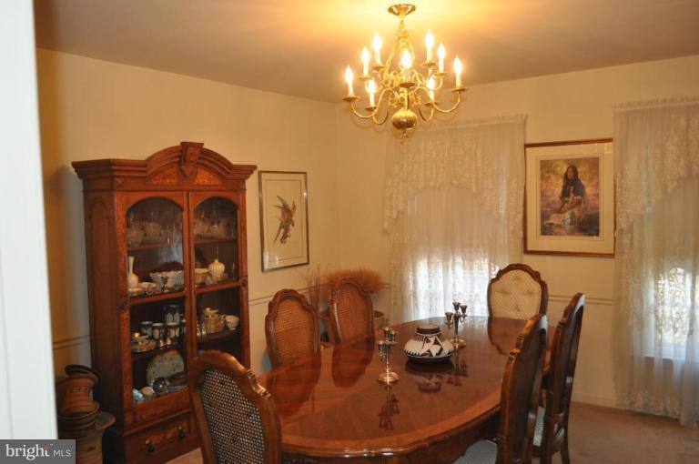 1507 Elk Point Drive Reston, VA 20194 - Photo 6 of 25 Dining Room