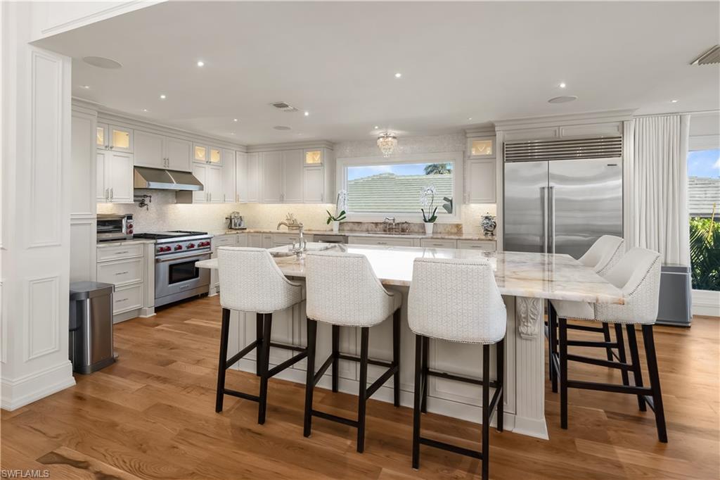 1585 Mullet Lane Naples, FL 34102 - Photo 18 of 50