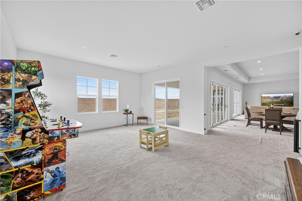 17549 Bretton Woods Place Riverside, CA 92504 - Photo 14 of 38 Large flex space