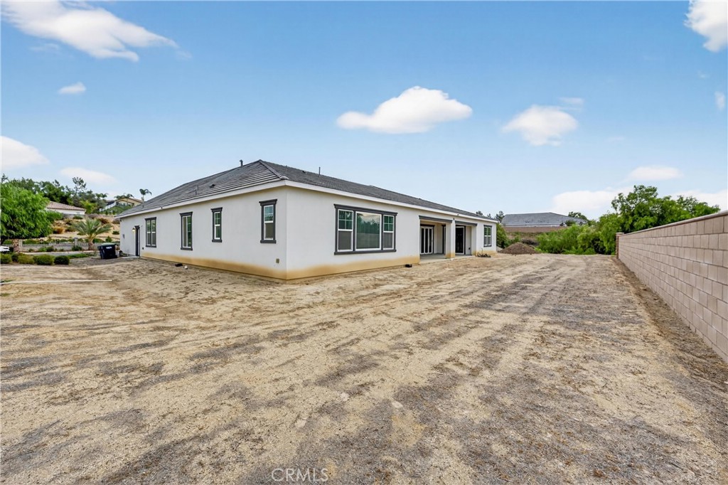 17549 Bretton Woods Place Riverside, CA 92504 - Photo 37 of 38 Flat and usable