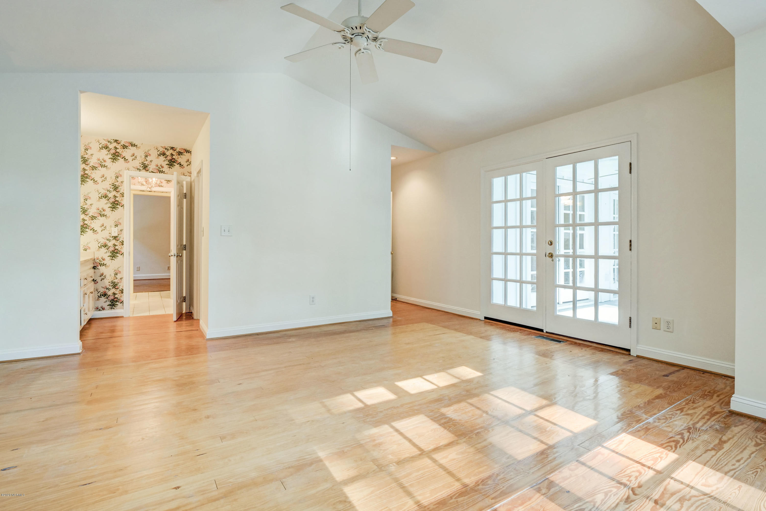 1625 Country Club Road Wilmington, NC 28403 - Photo 23 of 67 023_p4522602_3_4_5_6_7_8