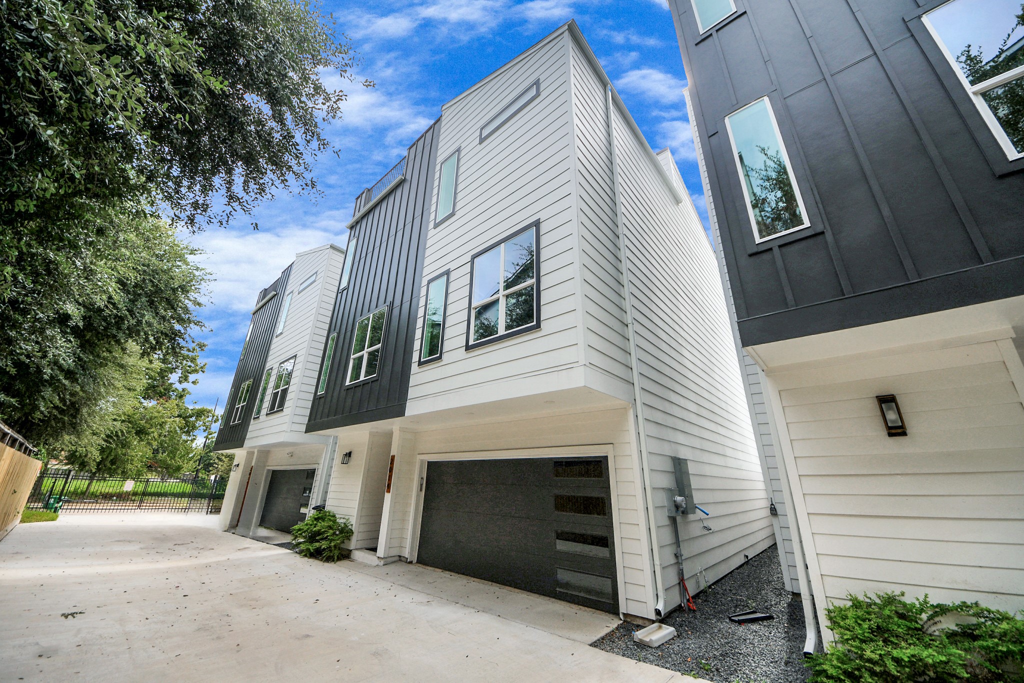 2014 Blodgett Street Houston, TX 77004 - Photo 3 of 49 a view of a house with a yard