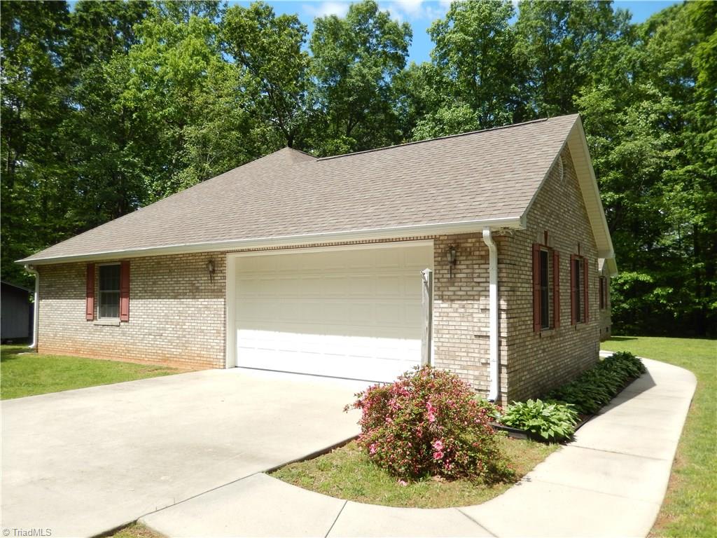 3023 Crousetown Road Denton, NC 27239 - Photo 19 of 23