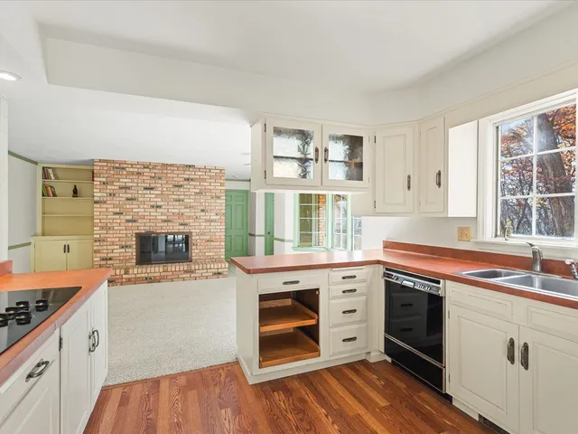 $349,900 | 4572 Totter Trail, Rockford, IL 61101