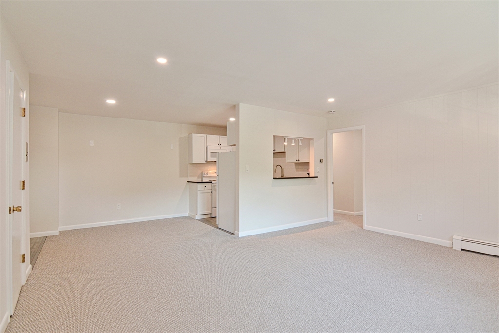 56 Jacqueline Road, Unit 10 Waltham, MA 02452 - Photo 3 of 30
