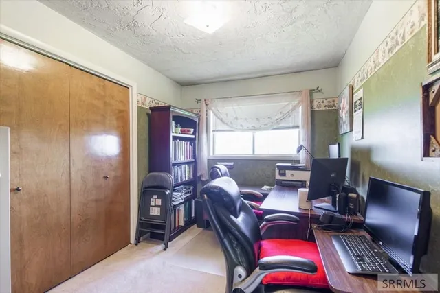 $399,000 | 688 South 1600 West, Pingree, ID 83262