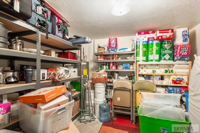 $399,000 | 688 South 1600 West, Pingree, ID 83262