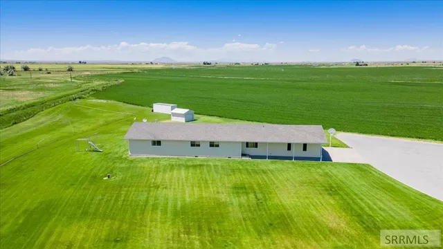 $399,000 | 688 South 1600 West, Pingree, ID 83262