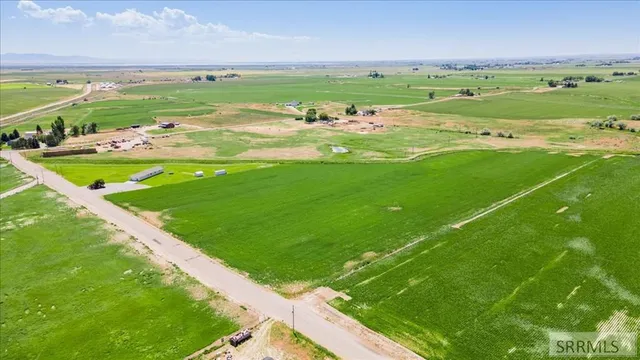 $399,000 | 688 South 1600 West, Pingree, ID 83262