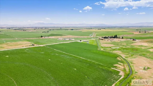 $399,000 | 688 South 1600 West, Pingree, ID 83262