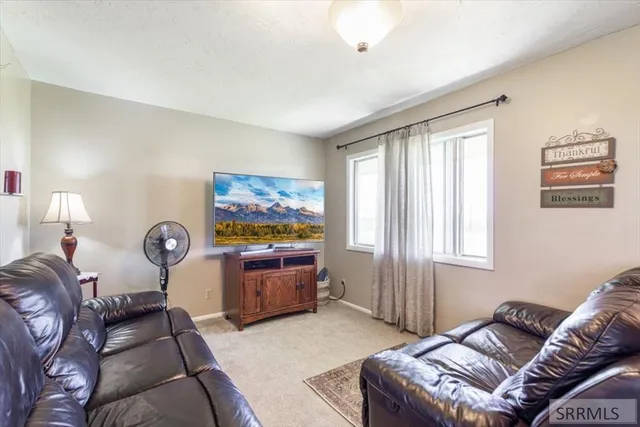 $399,000 | 688 South 1600 West, Pingree, ID 83262