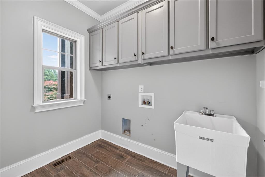 436 Thunder Road Buford, GA 30518 - Photo 22 of 98 Gallery Image 22