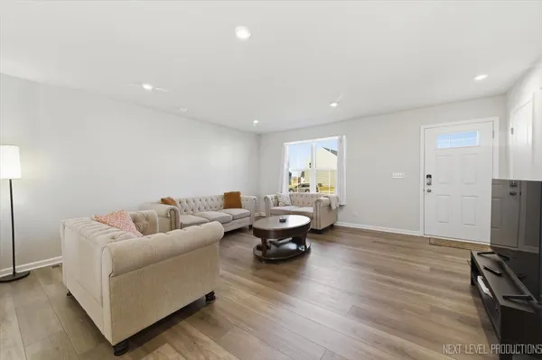 $459,900 | 8014 Deer Xing Drive, Plainfield, IL 60586