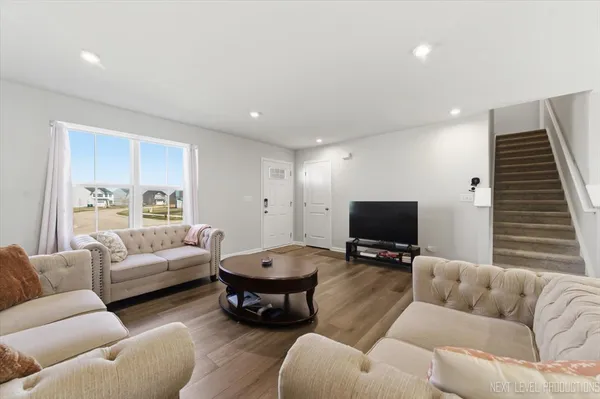 $459,900 | 8014 Deer Xing Drive, Plainfield, IL 60586