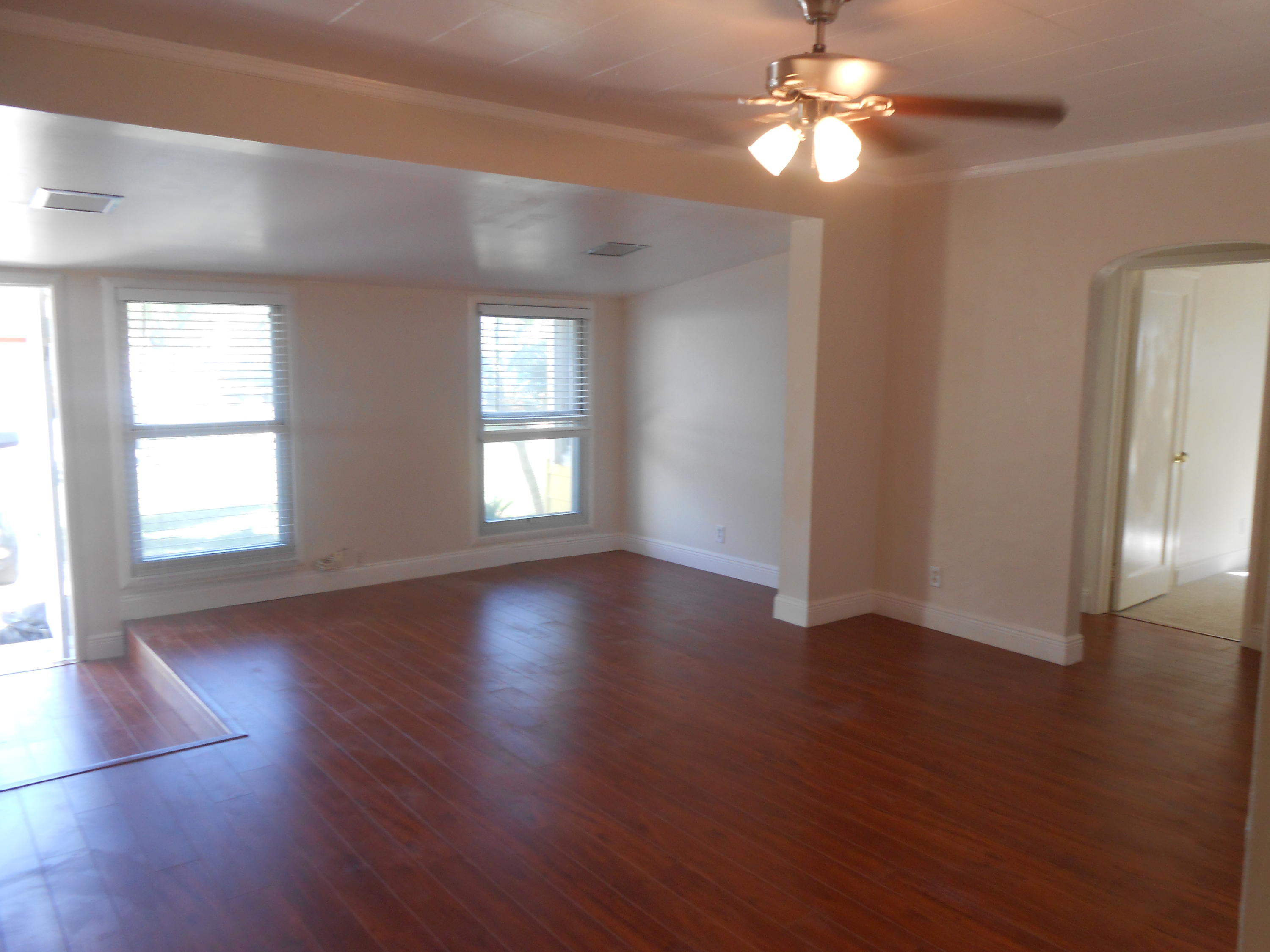820 Hampton Road West Palm Beach, FL 33405 - Photo 11 of 15 Living Room