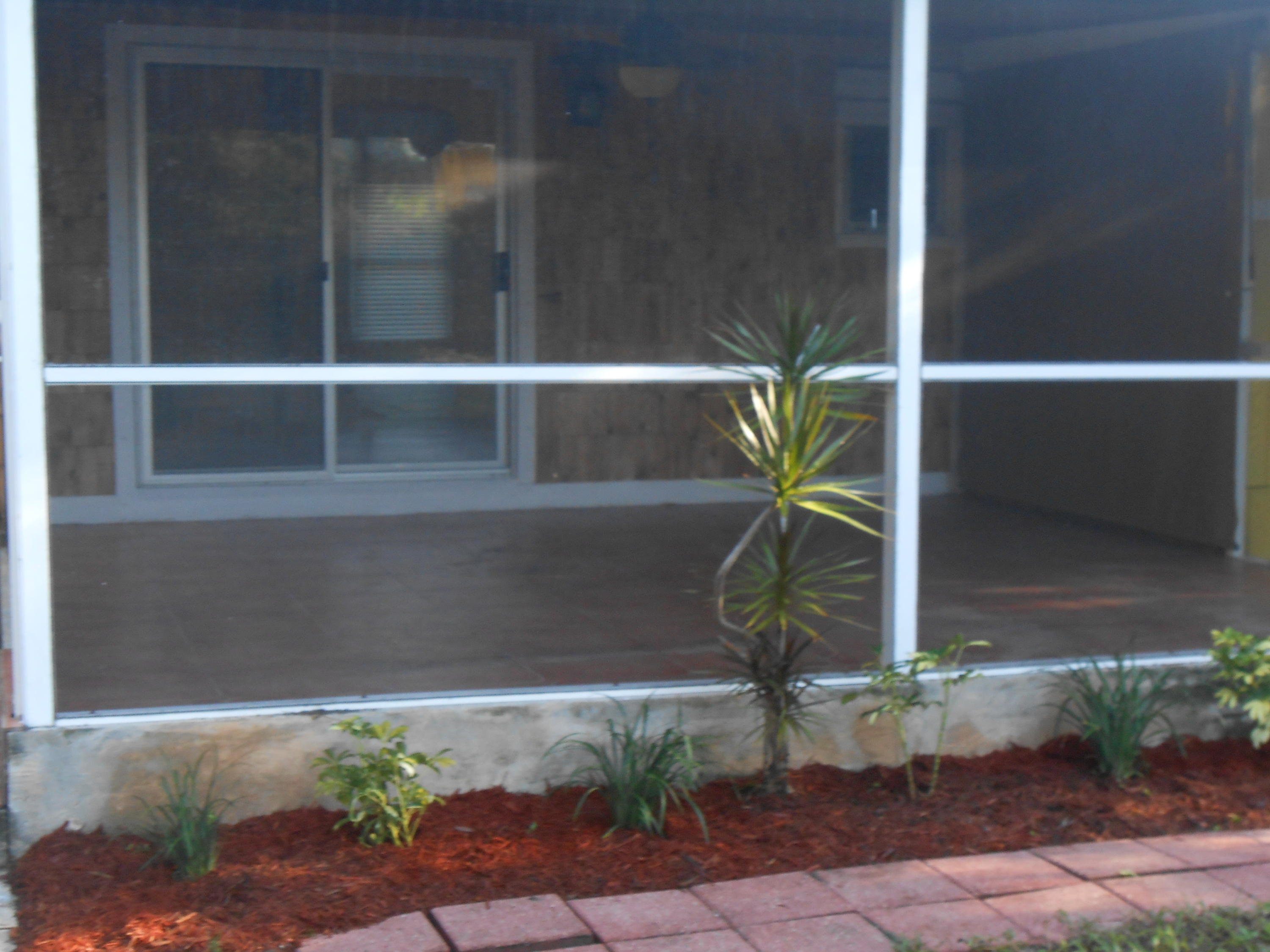 820 Hampton Road West Palm Beach, FL 33405 - Photo 5 of 15 Porch