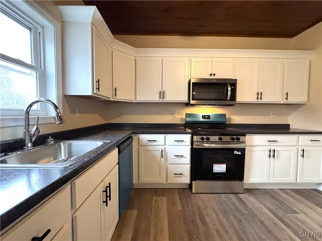 $199,900 | 302 West German Street, Herkimer, NY 13350