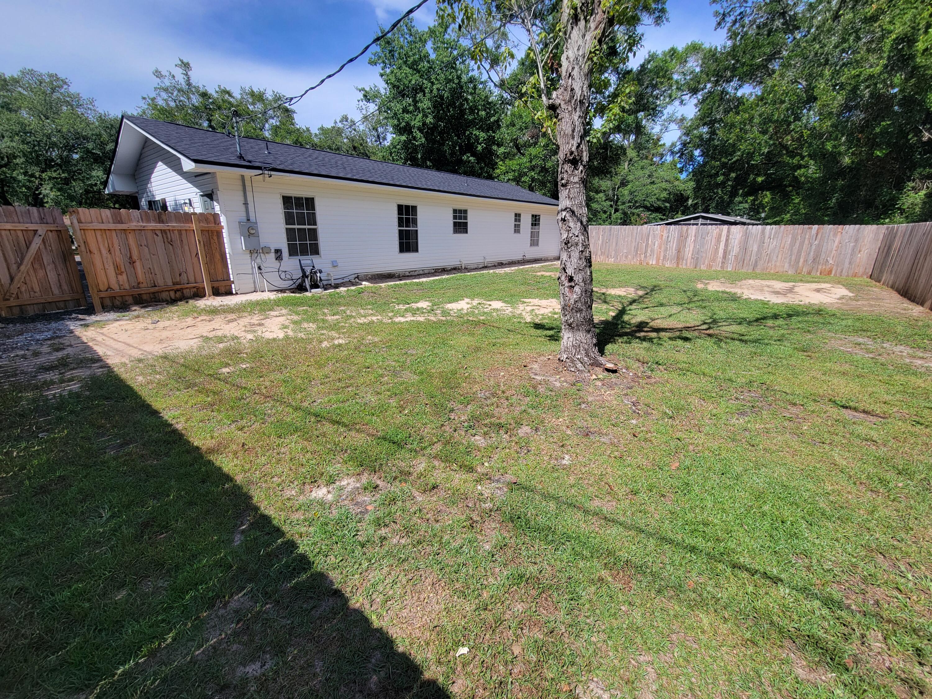 7066 Nelson Street Navarre, FL 32566 - Photo 22 of 24