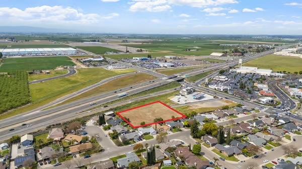 2450 Fulkerth Road Turlock, CA 95380 - Photo 13 of 16 a view of an ocean and a city