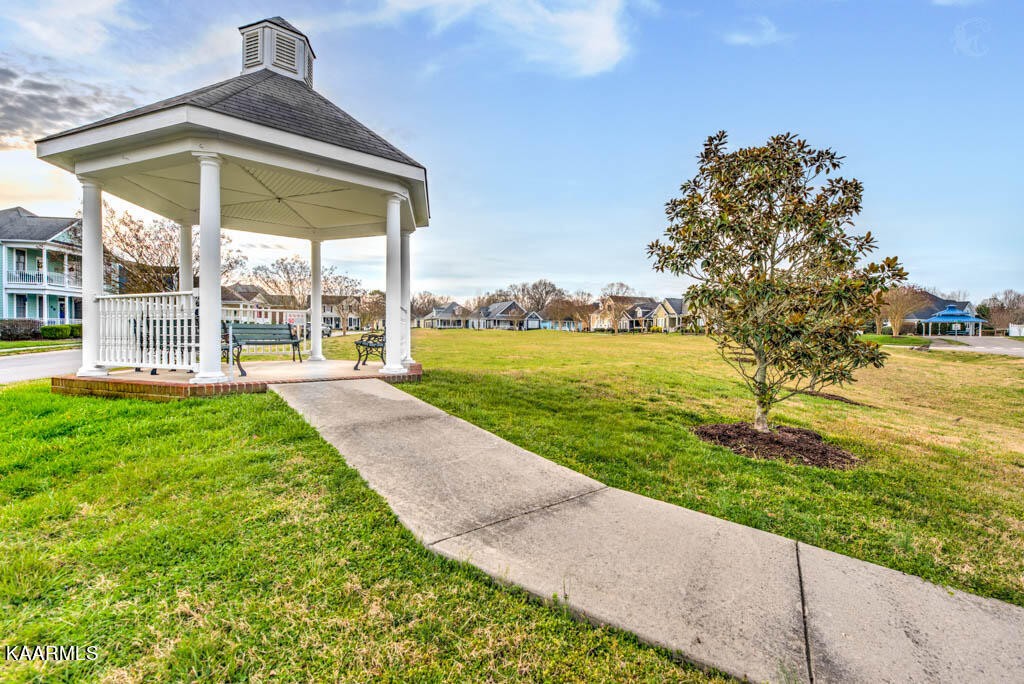 154 Liberty Court Oak Ridge, TN 37830 - Photo 9 of 40