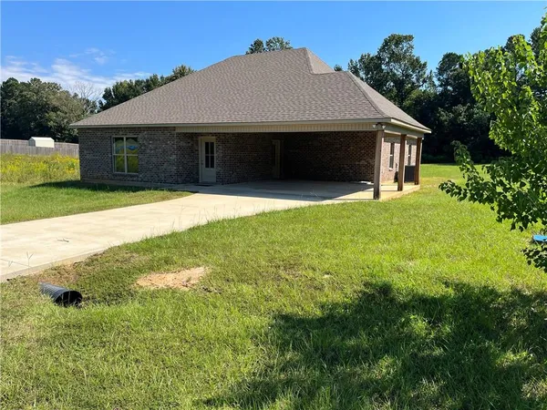 $279,900 | 123 Meadow Lane, Pollock, LA 71467