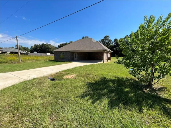 $279,900 | 123 Meadow Lane, Pollock, LA 71467