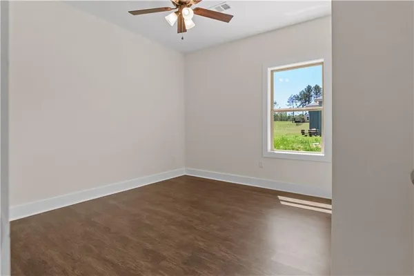 $279,900 | 123 Meadow Lane, Pollock, LA 71467