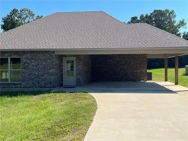 $279,900 | 123 Meadow Lane, Pollock, LA 71467