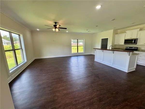 $279,900 | 123 Meadow Lane, Pollock, LA 71467