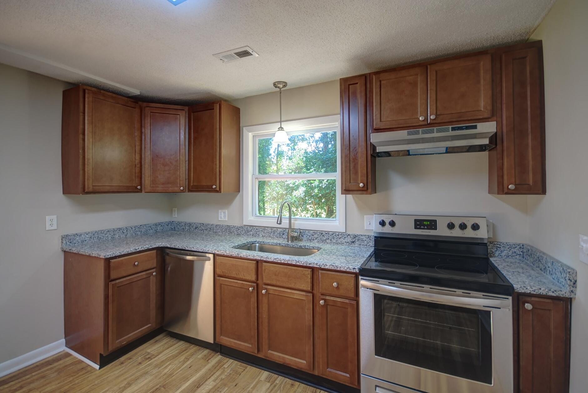 2336 Falcon Road North Charleston, SC 29406 - Photo 6 of 15 DSC_1331_2_3_Fusion-Natural