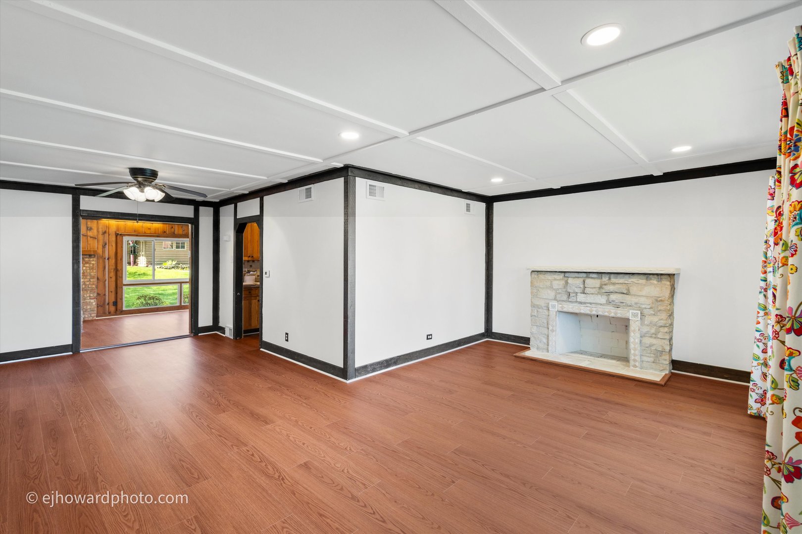 804 South President Street Wheaton, IL 60189 - Photo 3 of 25