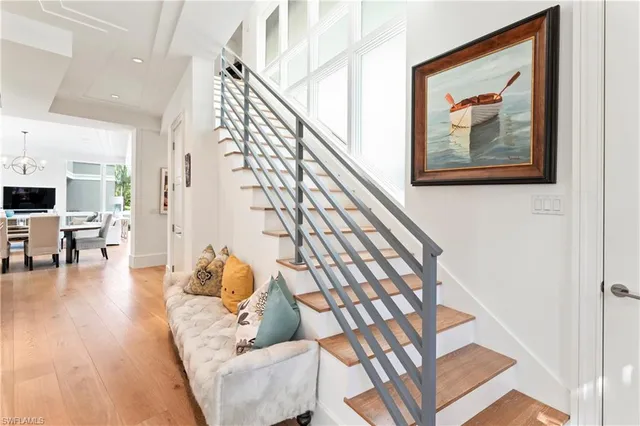 $30,000 | 12 6th Street South, Naples, FL 34102