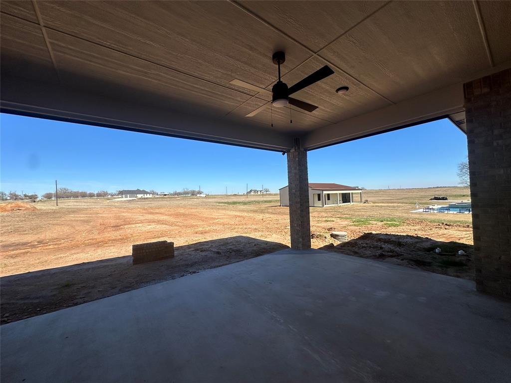 2220 Cr 4371 Decatur Tx 76234 Decatur, TX 76234 - Photo 29 of 29 a view of an ocean and a beach