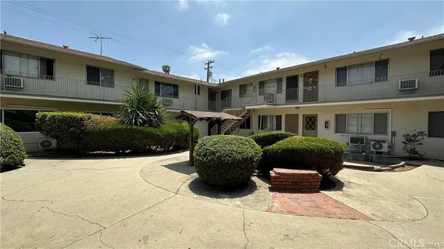 $2,400 | 512 North Marguerita Avenue, Unit E, Alhambra, CA 91801