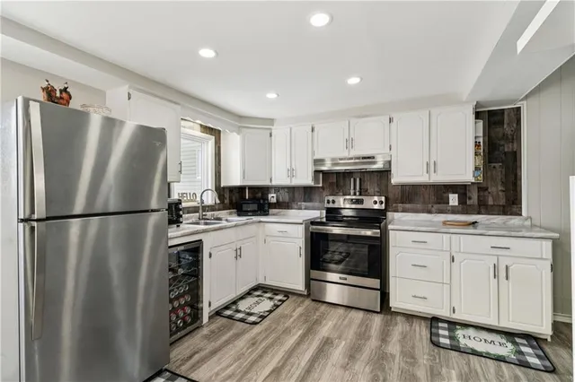 $175,000 | 421 Wayne Avenue, Ellwood City, PA 16117