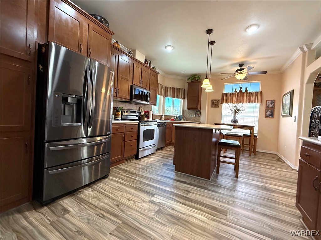 2350 Adobe Road Road, Unit 306 Bullhead City, AZ 86442 - Photo 4 of 53 Kitchen