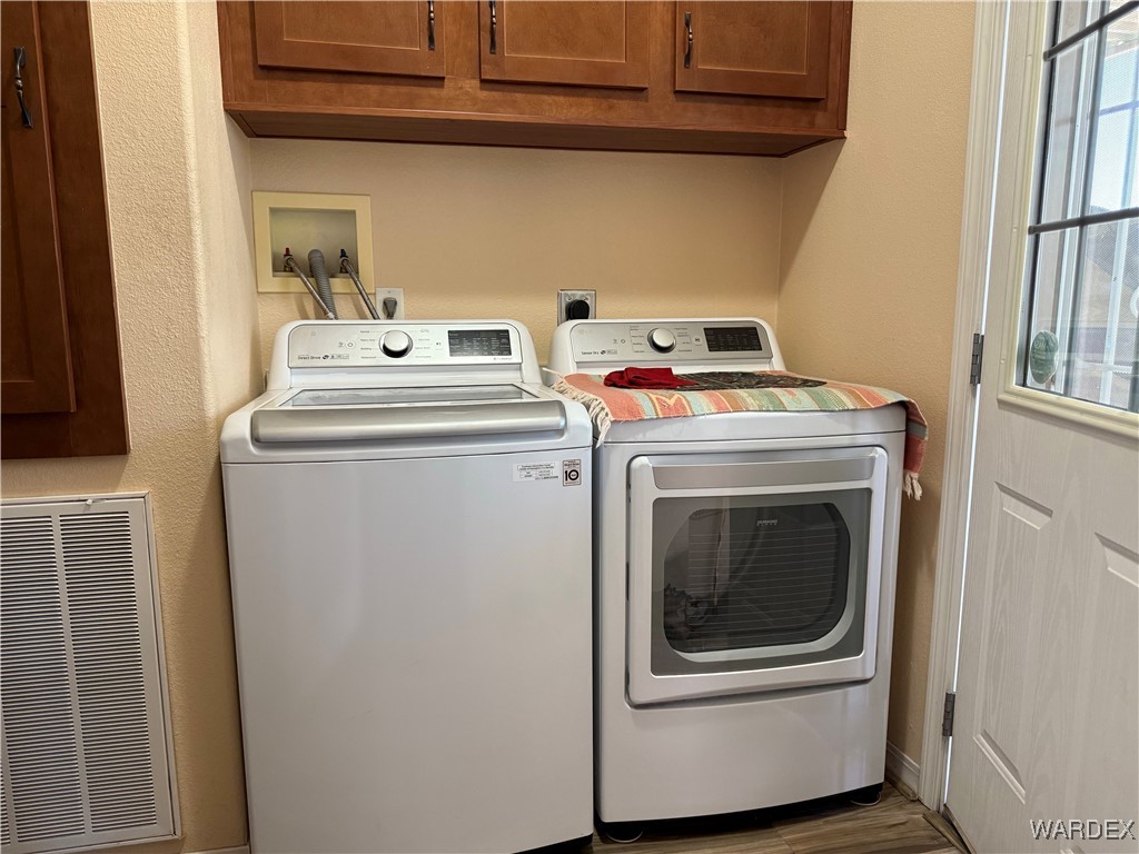 2350 Adobe Road Road, Unit 306 Bullhead City, AZ 86442 - Photo 41 of 53 Laundry