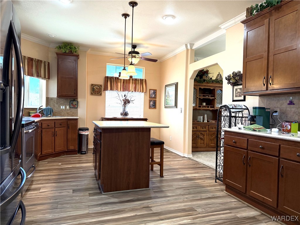 2350 Adobe Road Road, Unit 306 Bullhead City, AZ 86442 - Photo 5 of 53 Kitchen