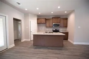 $1,850 | 611 Beaulieux Street, Mandeville, LA 70448