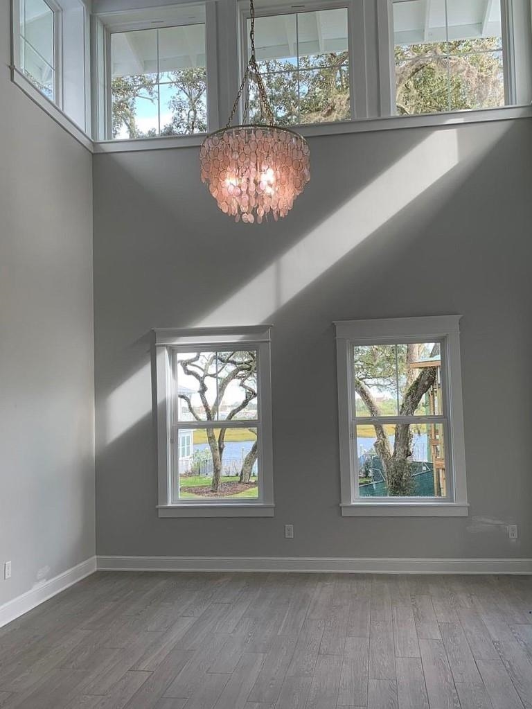 121 Cherokee Street St. Augustine, FL 32084 - Photo 18 of 33 view of dining room with wooden floor