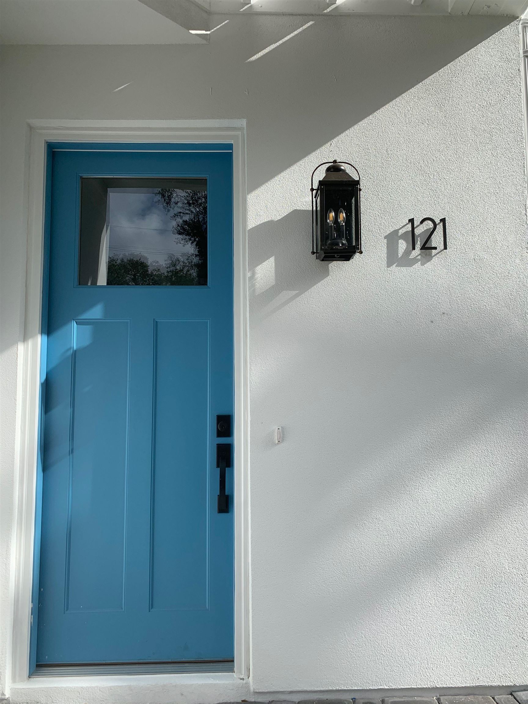 121 Cherokee Street St. Augustine, FL 32084 - Photo 31 of 33 a picture of a door
