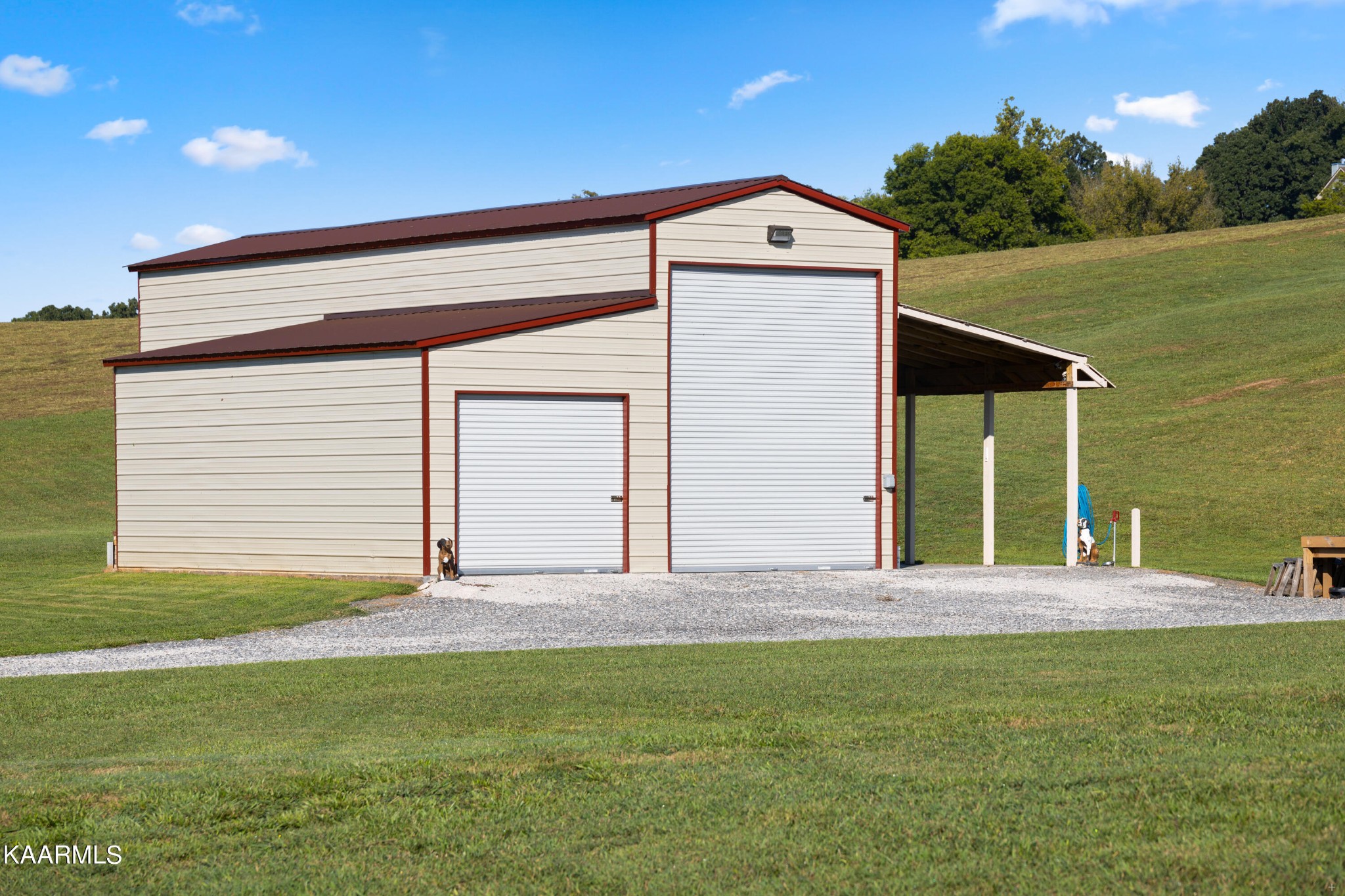 820 Kodak Road Kodak, TN 37764 - Photo 35 of 45 a front view of a house with a yard