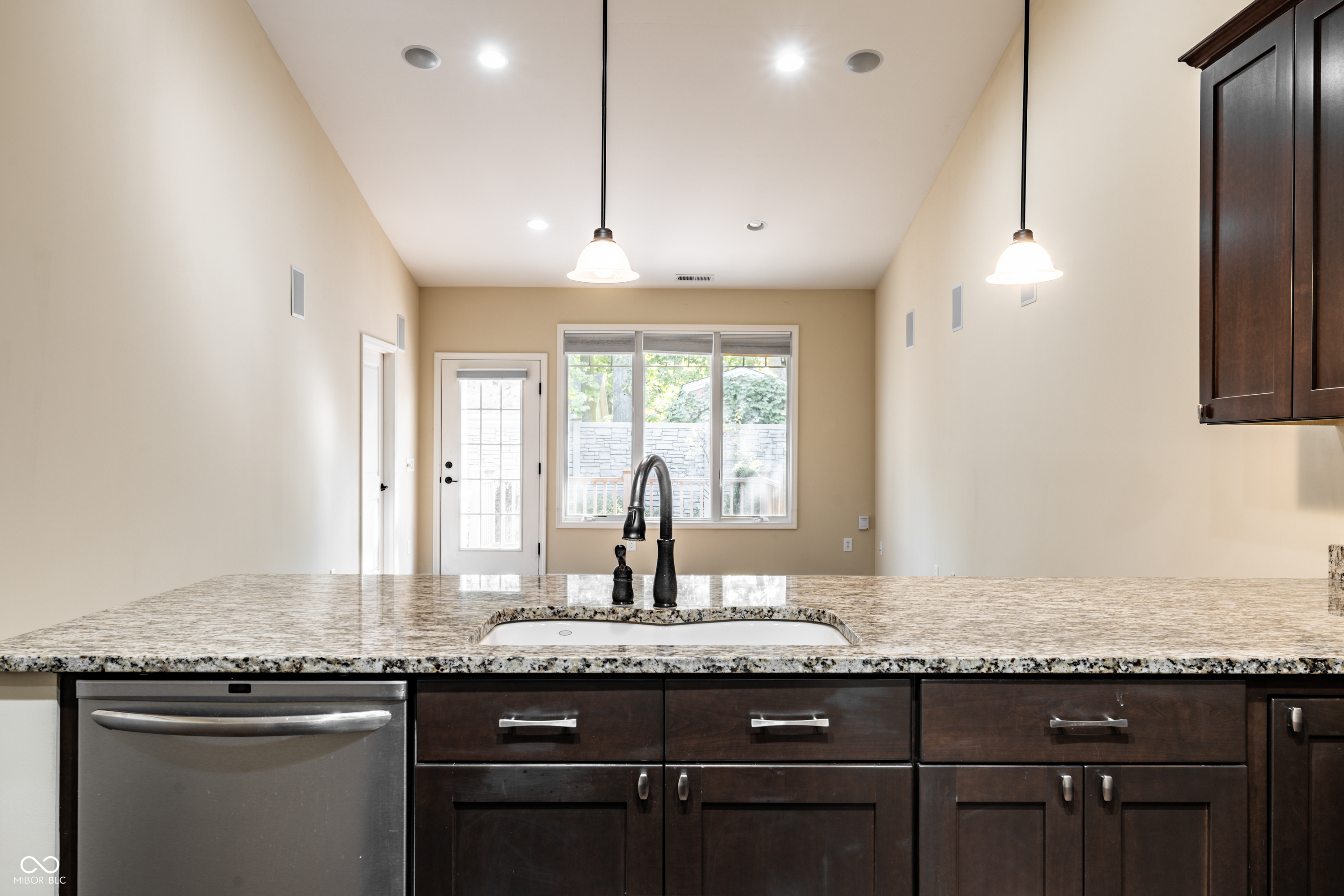 489 Firefly Lane Carmel, IN 46032 - Photo 11 of 36