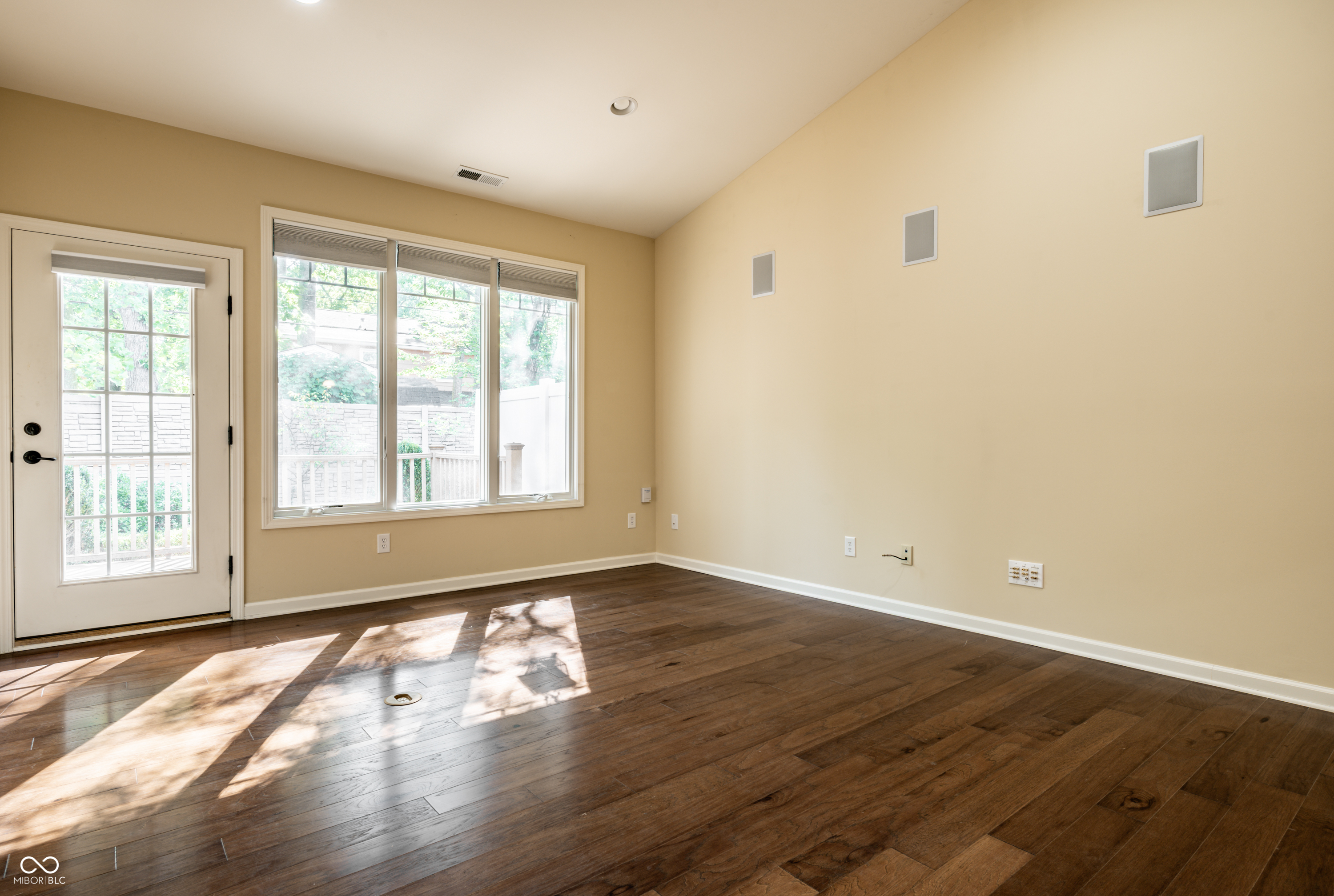 489 Firefly Lane Carmel, IN 46032 - Photo 16 of 36