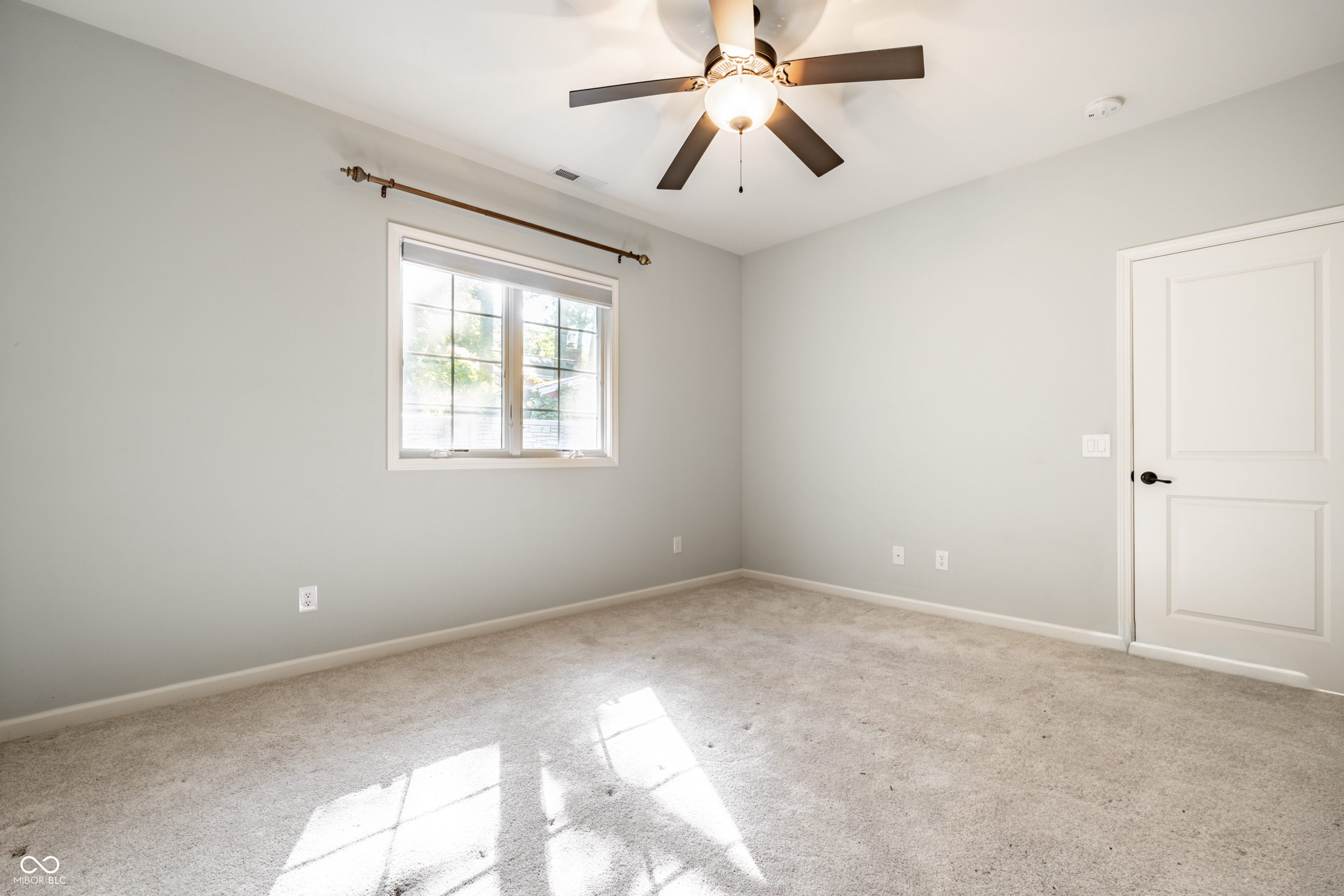 489 Firefly Lane Carmel, IN 46032 - Photo 20 of 36