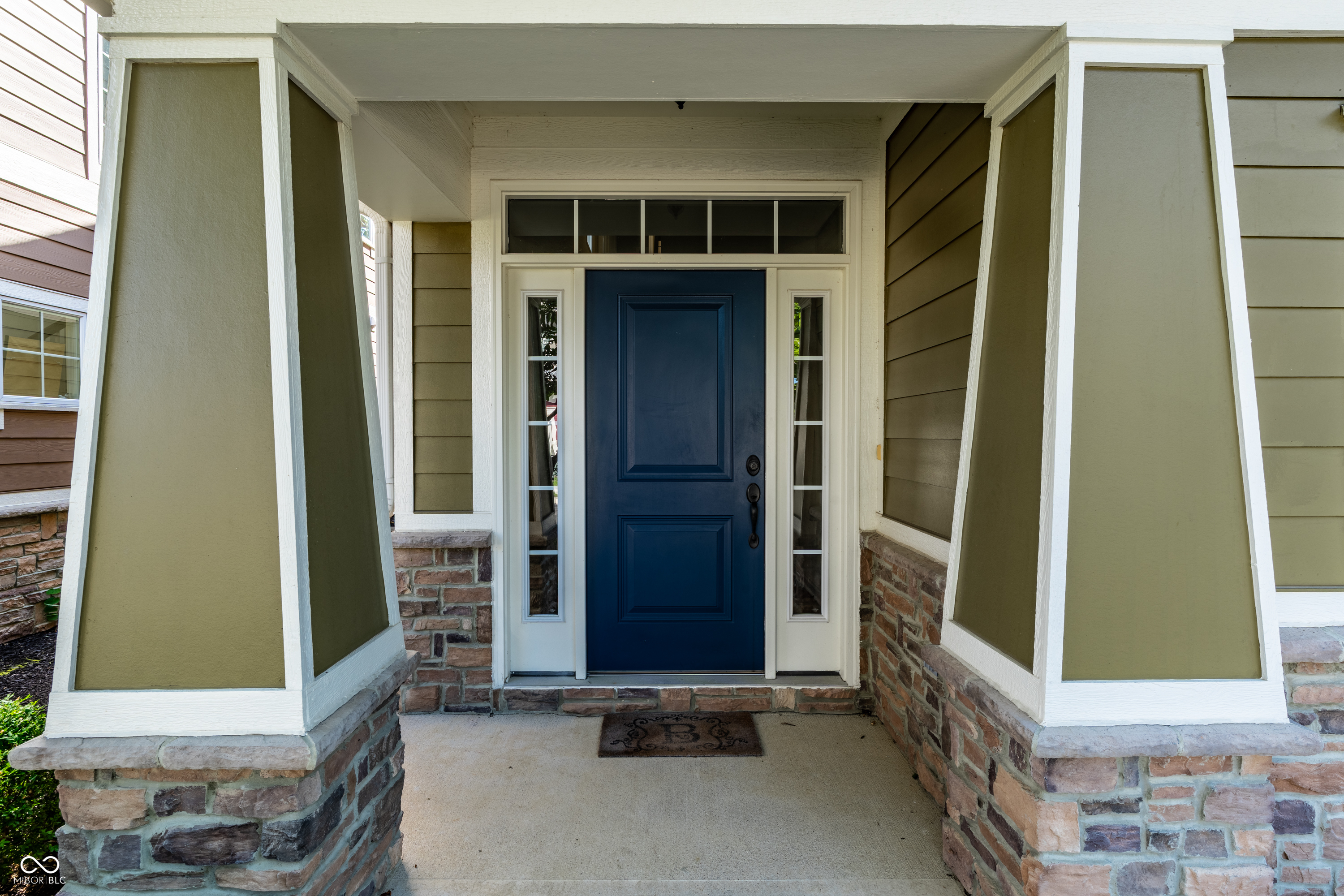 489 Firefly Lane Carmel, IN 46032 - Photo 4 of 36