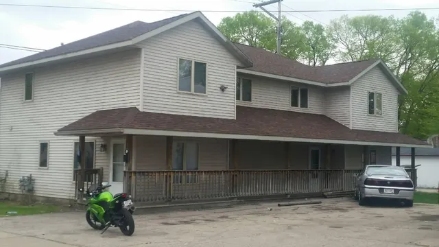 $330,000 | 910-912 Logan Street, La Crosse, WI 54603