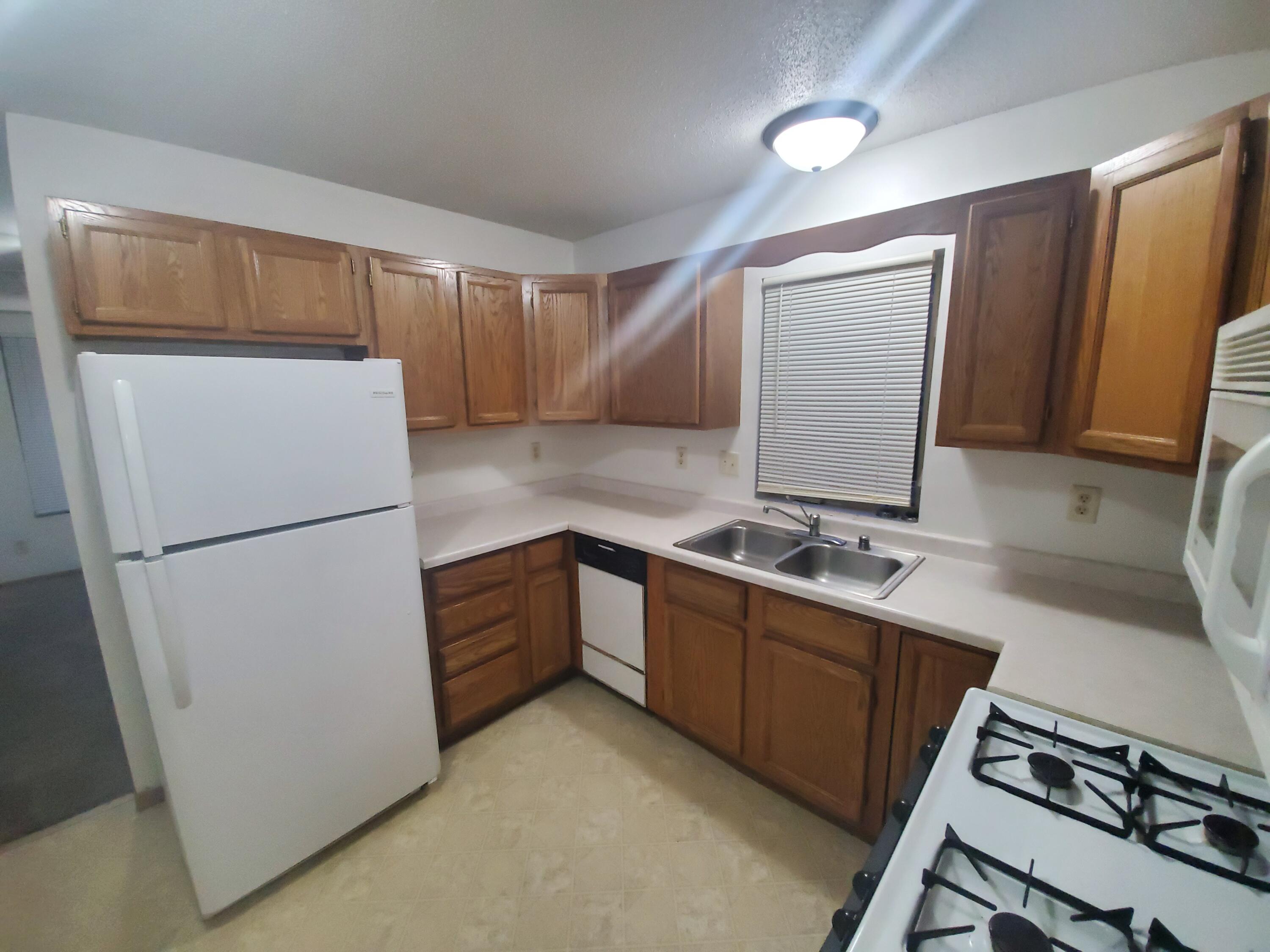 910-912 Logan Street La Crosse, WI 54603 - Photo 14 of 21 Logan 2